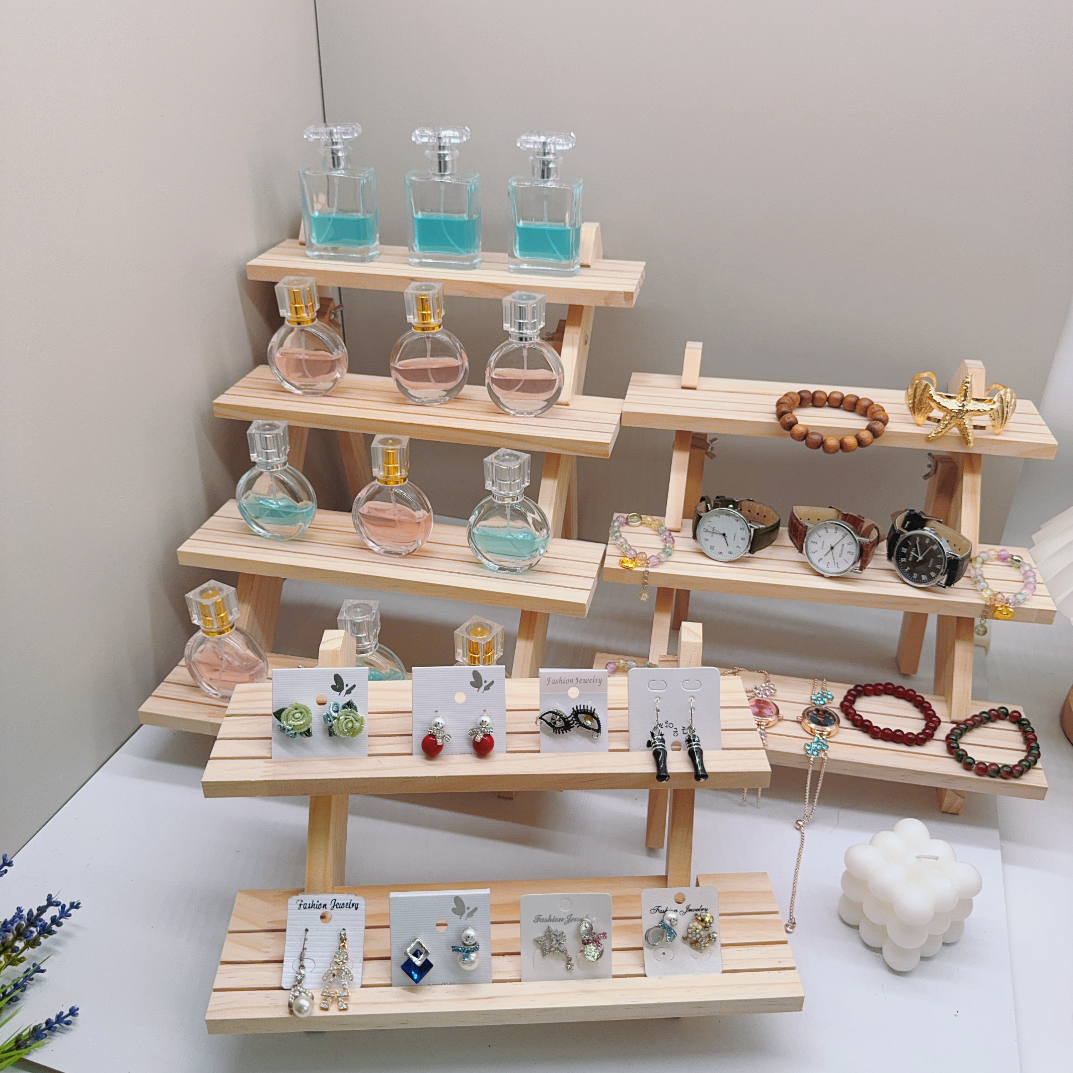 Kulak Damızlık Tutucu Yükselti - Display Risers Set incelemesi ve fiyatı